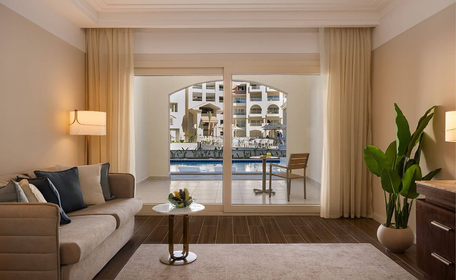 rooms-coral-swim-up-superior-+18