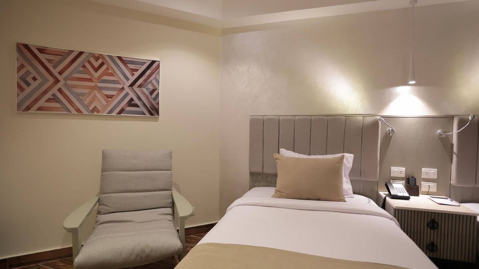 rooms-family-room-garden-view