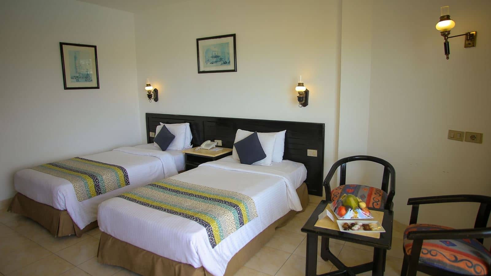 rooms-superior-room