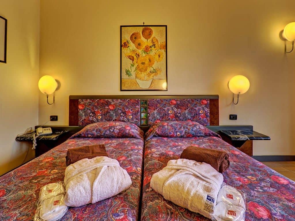 rooms-standard-room-double-single-use