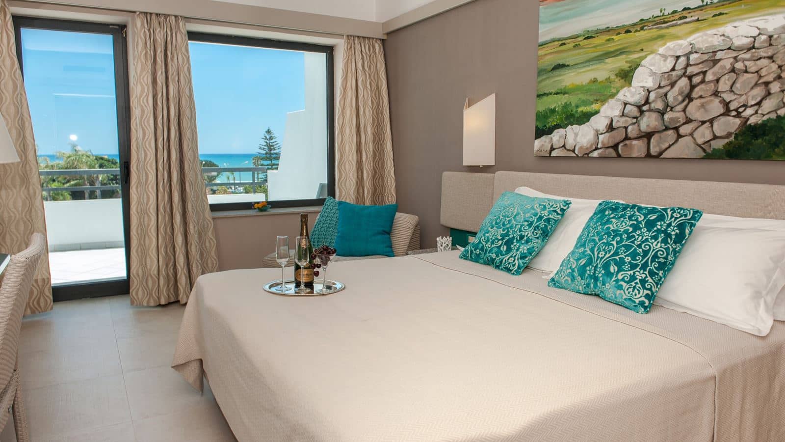 rooms-superior-room-sea-view-with-balcony-or-terrace