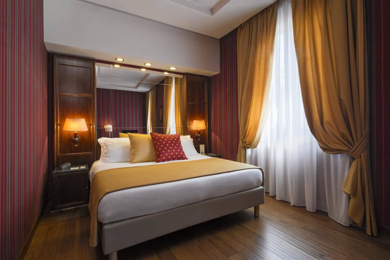 rooms-superior-room