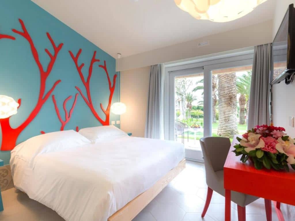 rooms-classic-garden-room