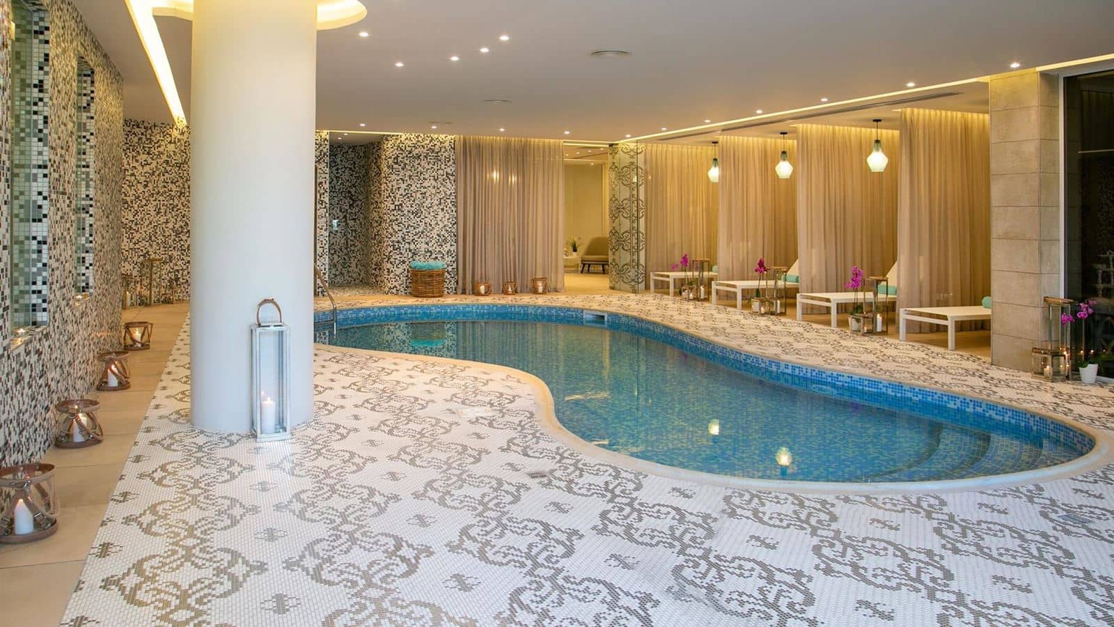 pools-indoor-pool