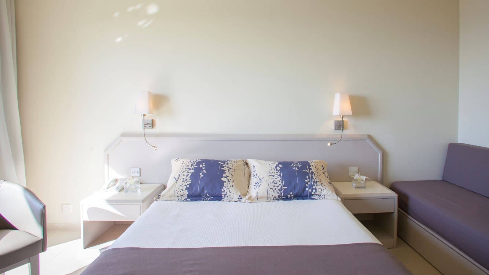 rooms-standard-room