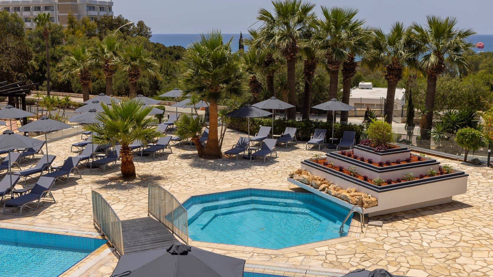 pools-pools