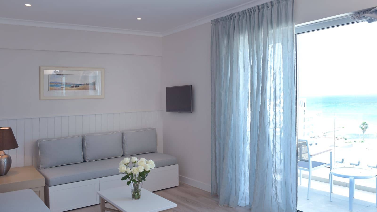 rooms-one-bedroom-suite-seaview