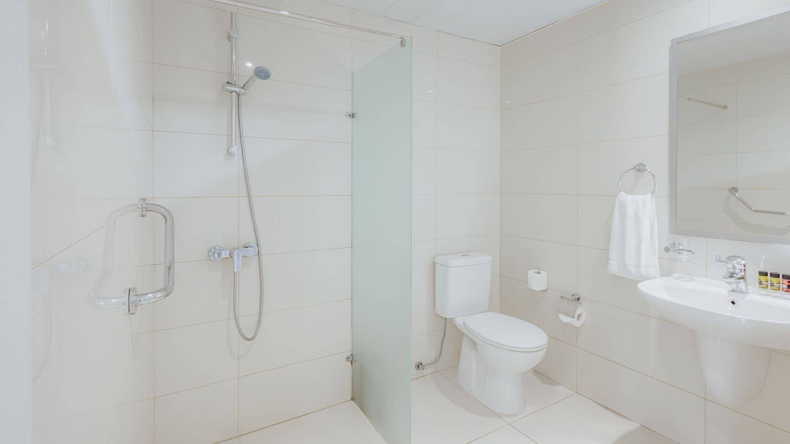rooms-family-room