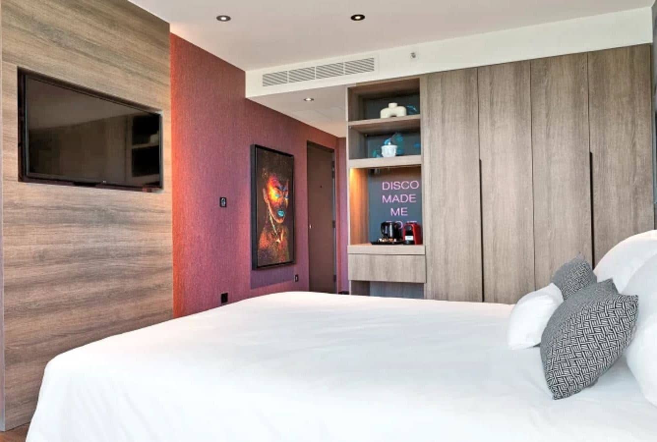 rooms-double-design-room-inland-view