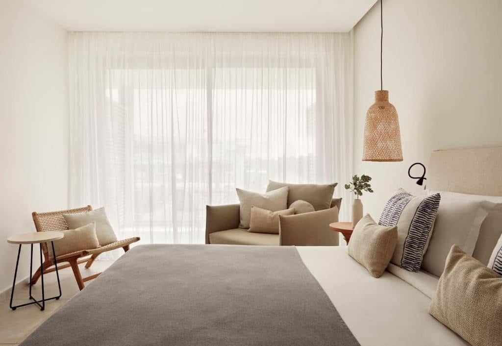 rooms-double-room-balcony-or-terrace