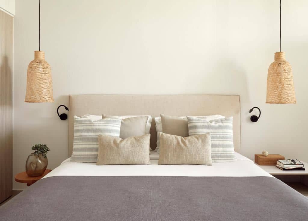 rooms-family-room-inland