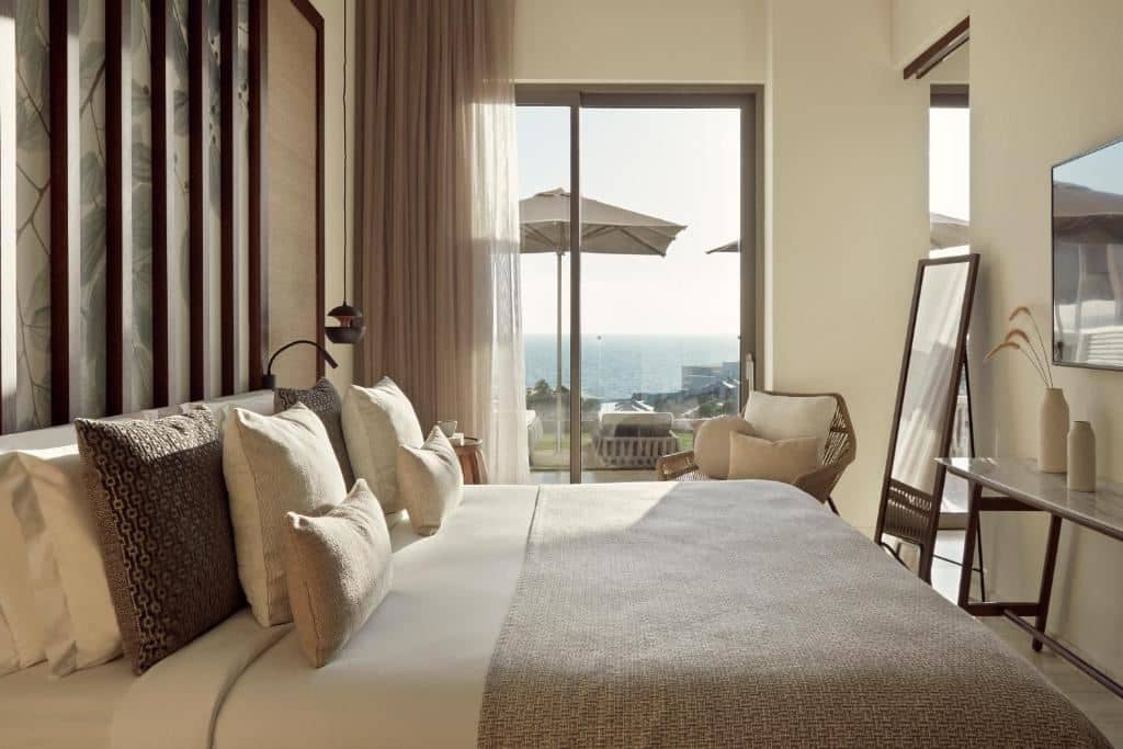 rooms-luxury-suite