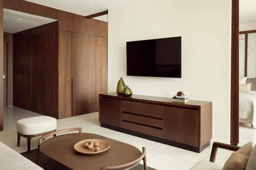 rooms-luxury-suite