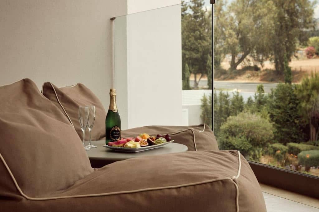 rooms-luxury-suite