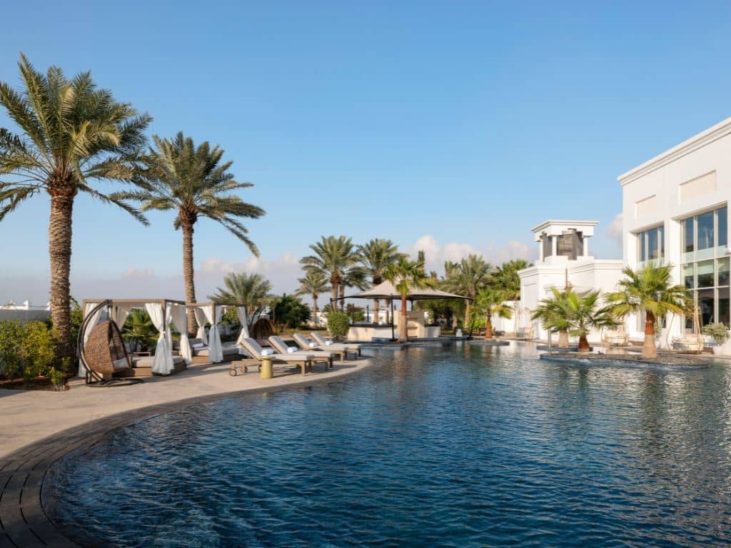 pools-outdoor-pool