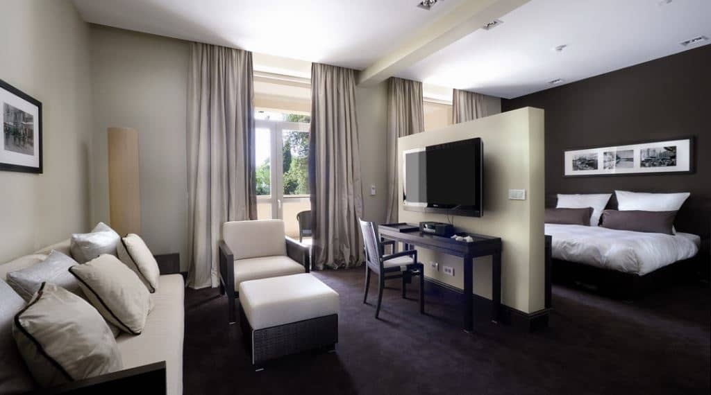 rooms-deluxe-sea-view