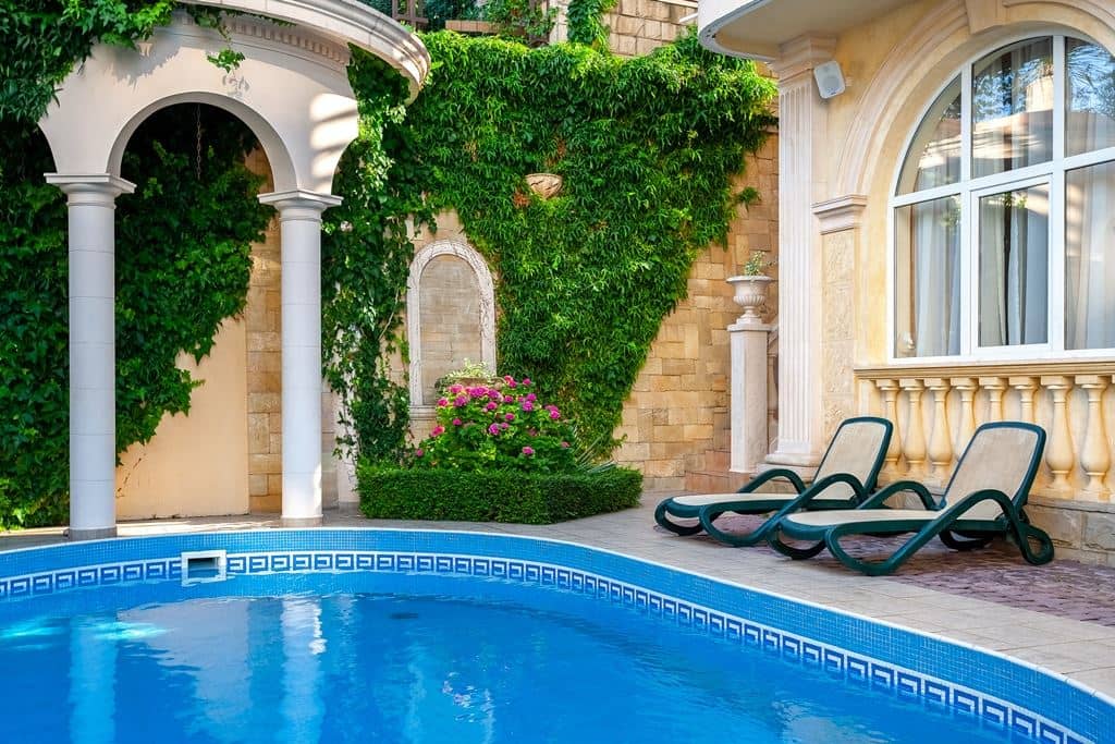 pools-outdoor-pool