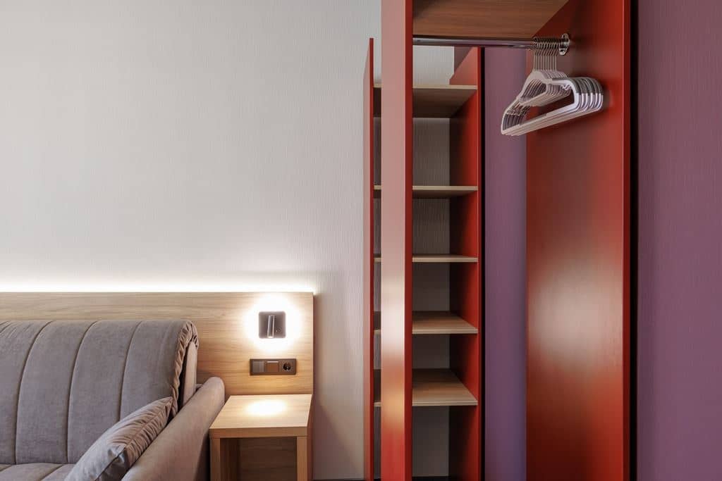 rooms-luxe-with-balkony