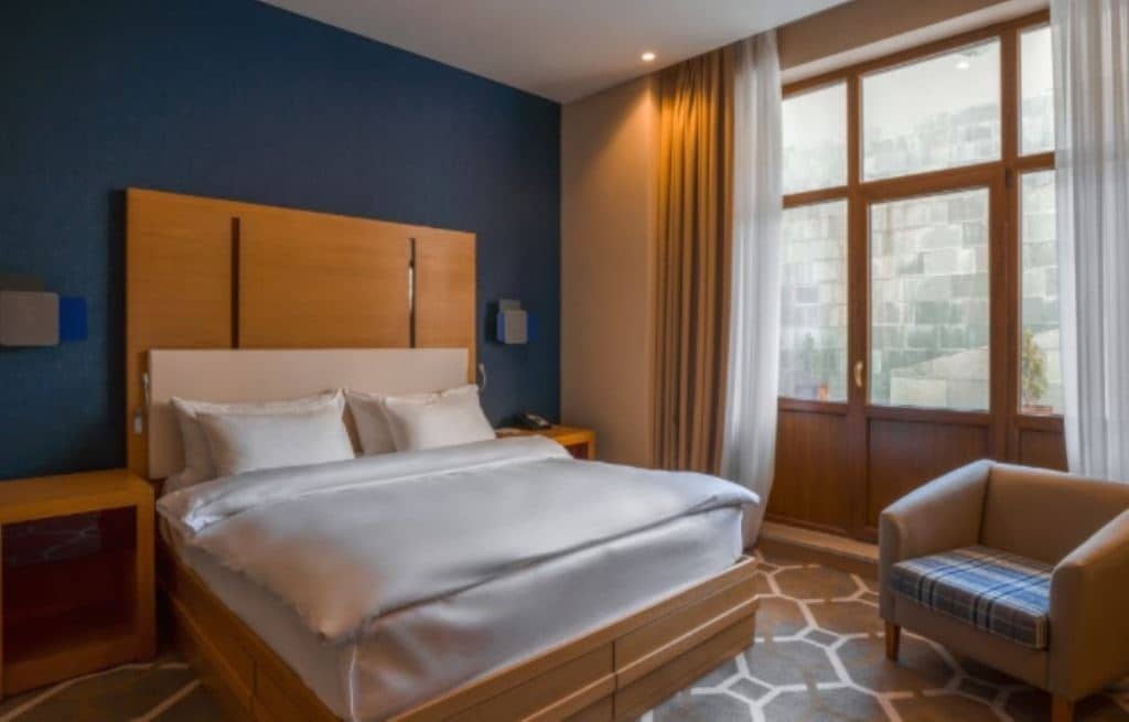 rooms-superior-dvor