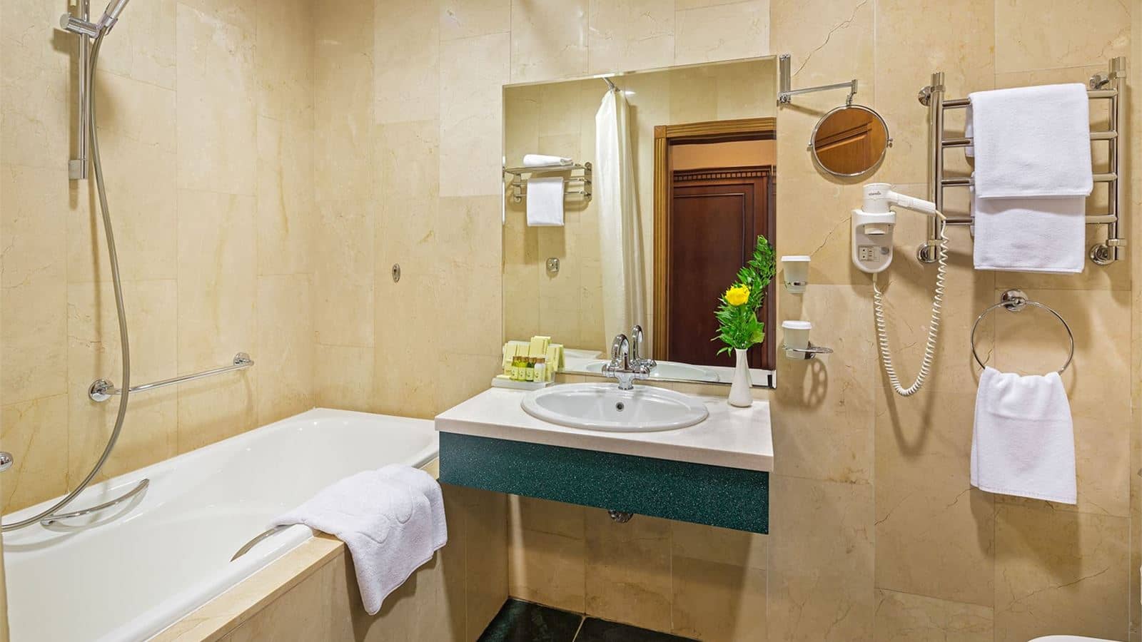 rooms-стандартный-2местный-номер-с-2-односпальными-кроватями
