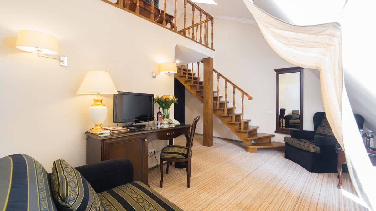 rooms-junior-suite