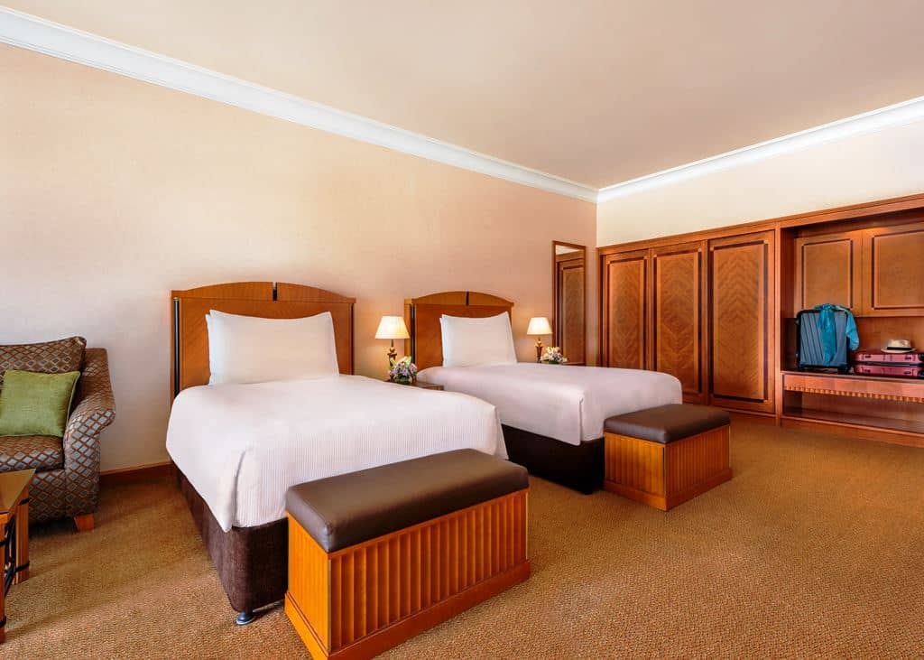 rooms-superior-room
