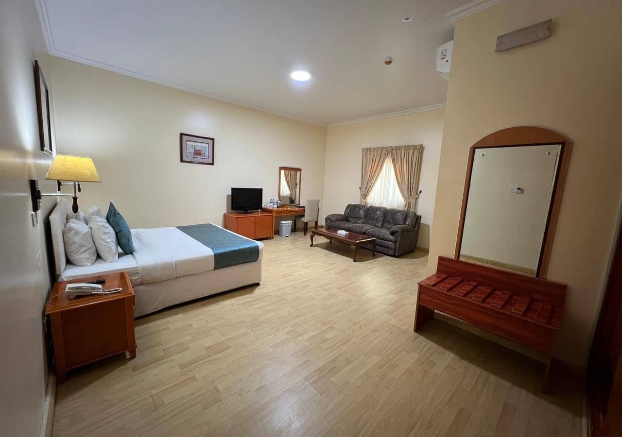 rooms-superior-room