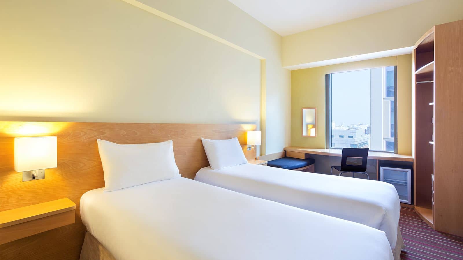 rooms-standard-room