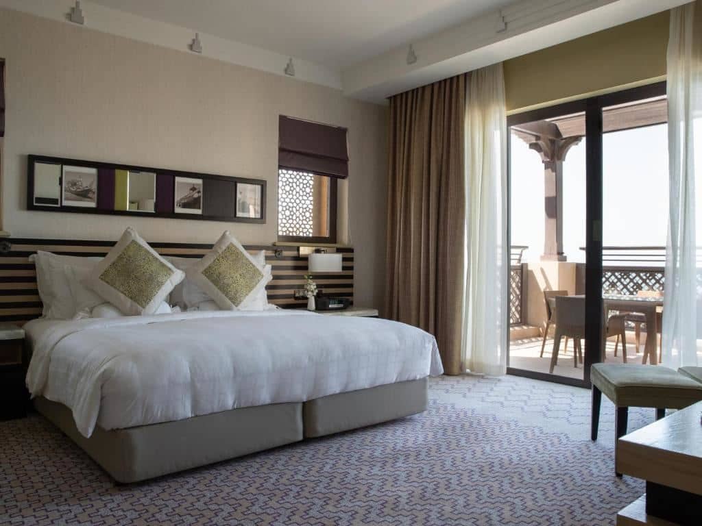 rooms-lagoon-deluxe-room