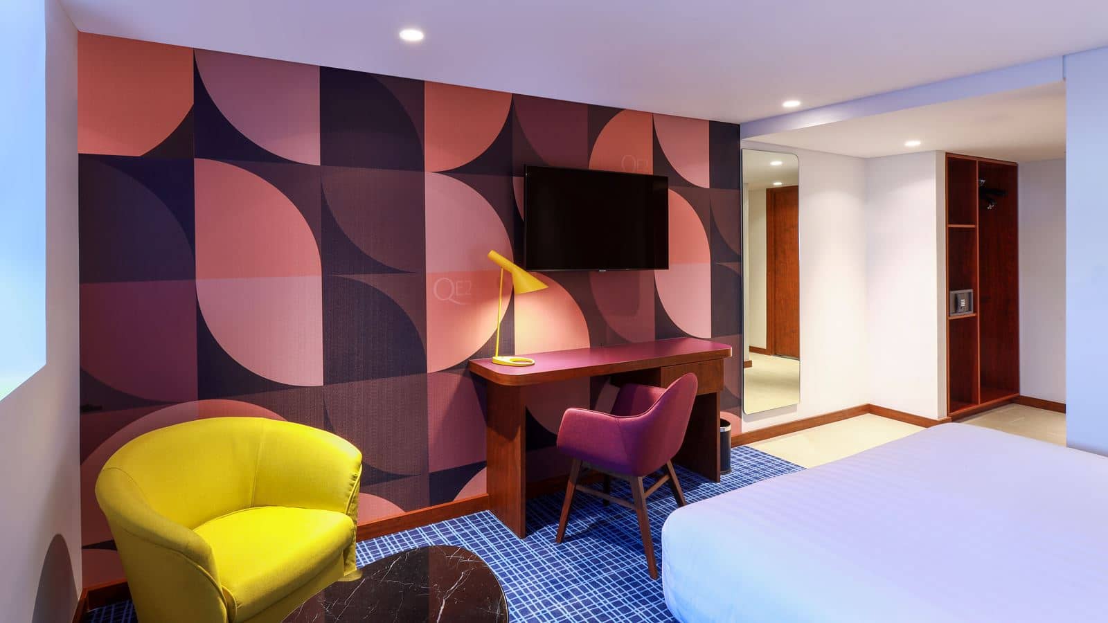 rooms-deluxe-room