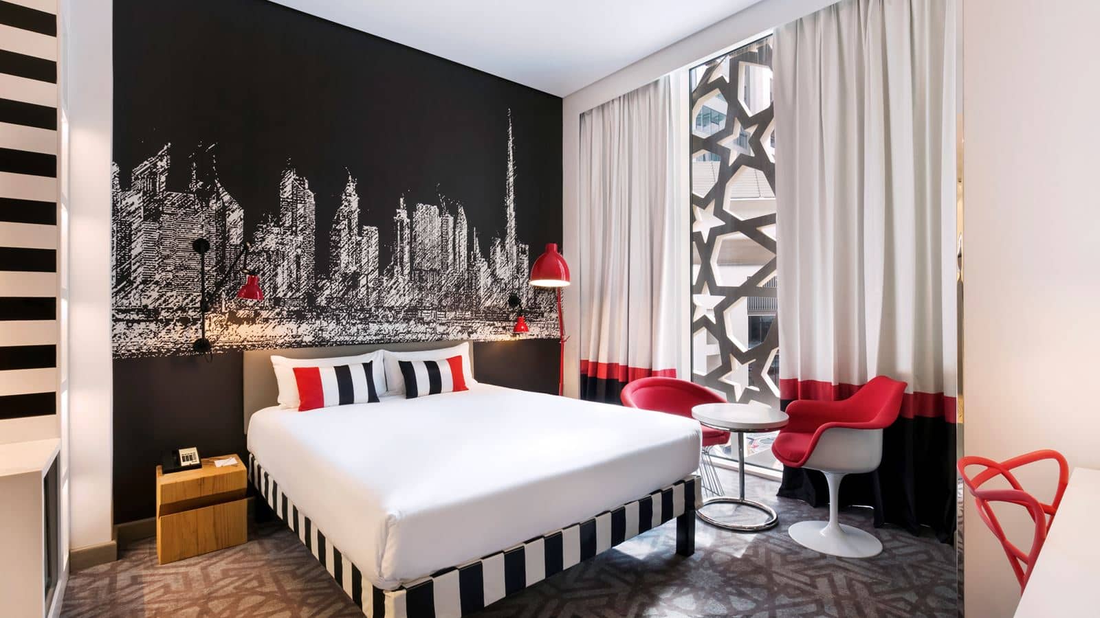 rooms-standard-family-room
