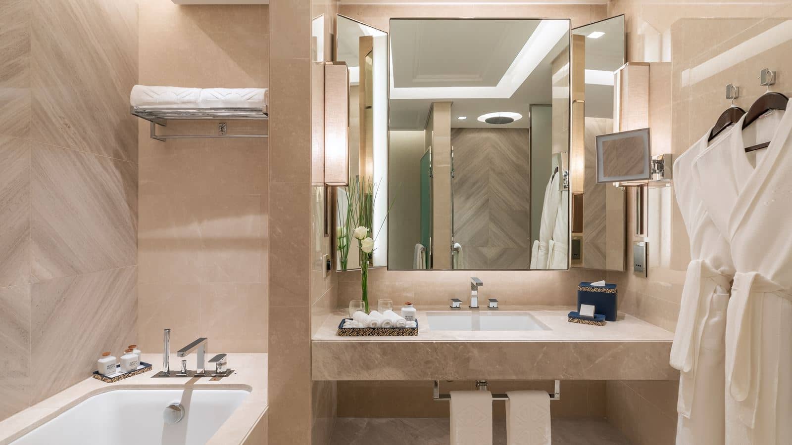 rooms-luxury-room