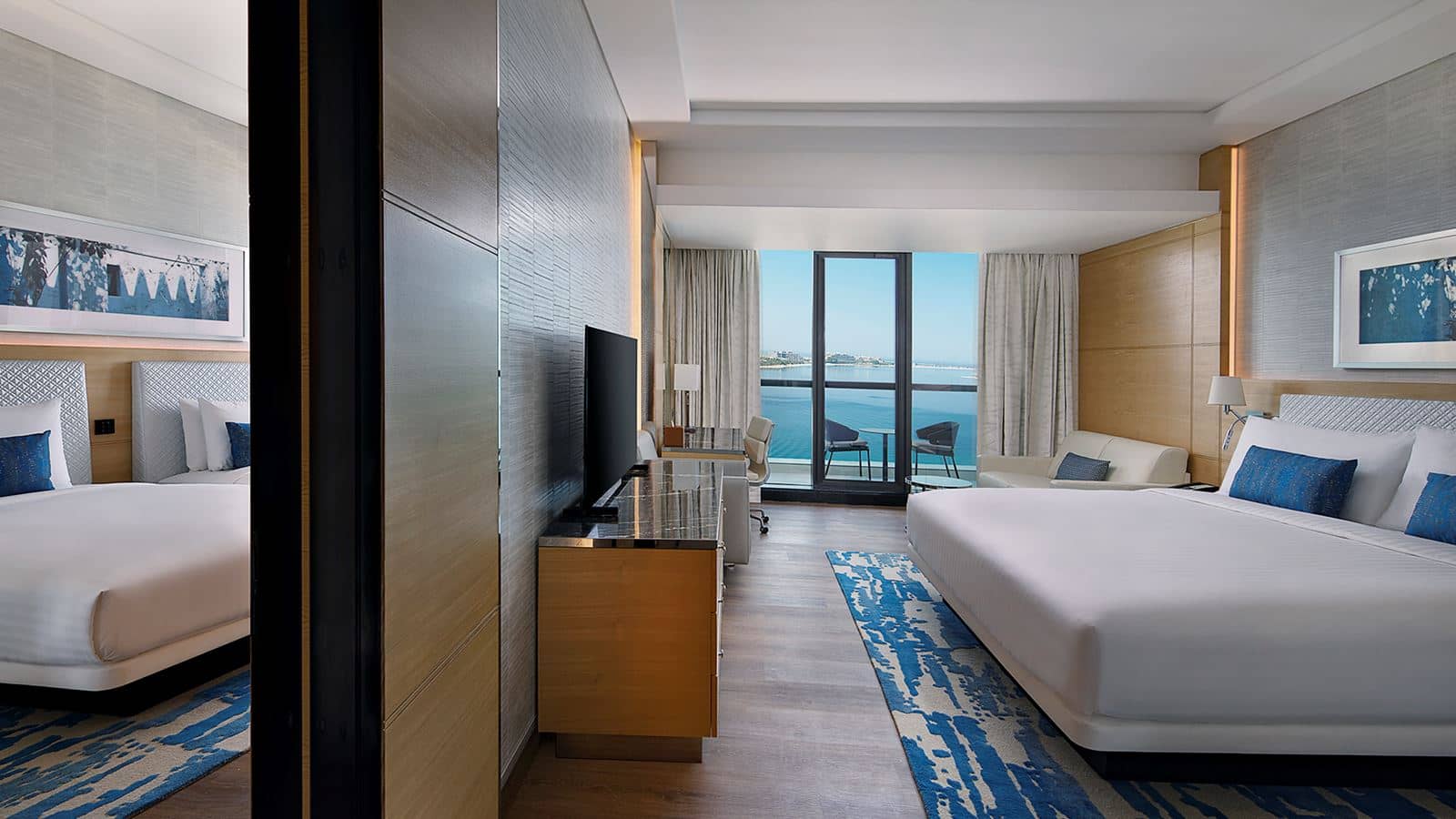 rooms-seaview-family-room