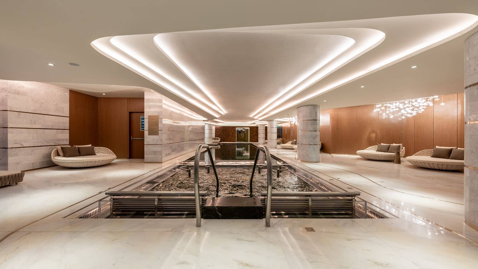 pools-indoor-pool