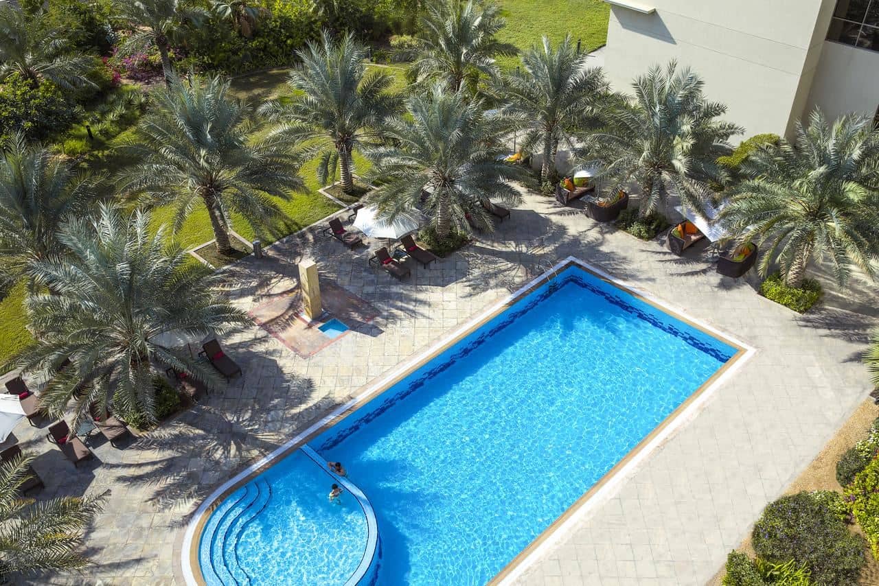 pools-outdoor-pool