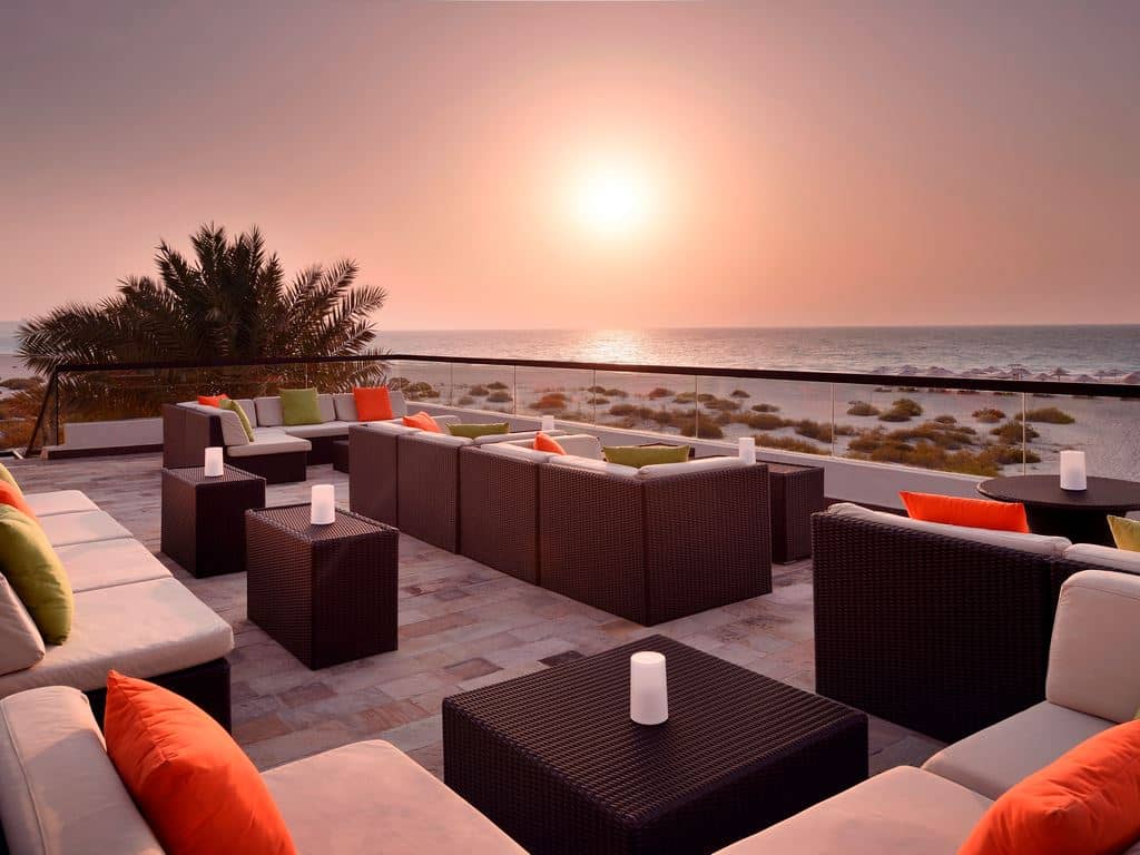 bars-the-rooftop-lounge