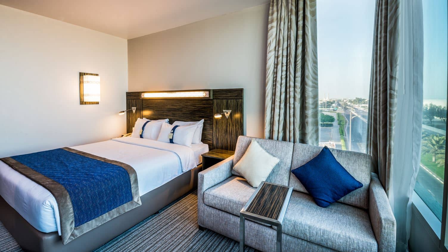 rooms-standard-room