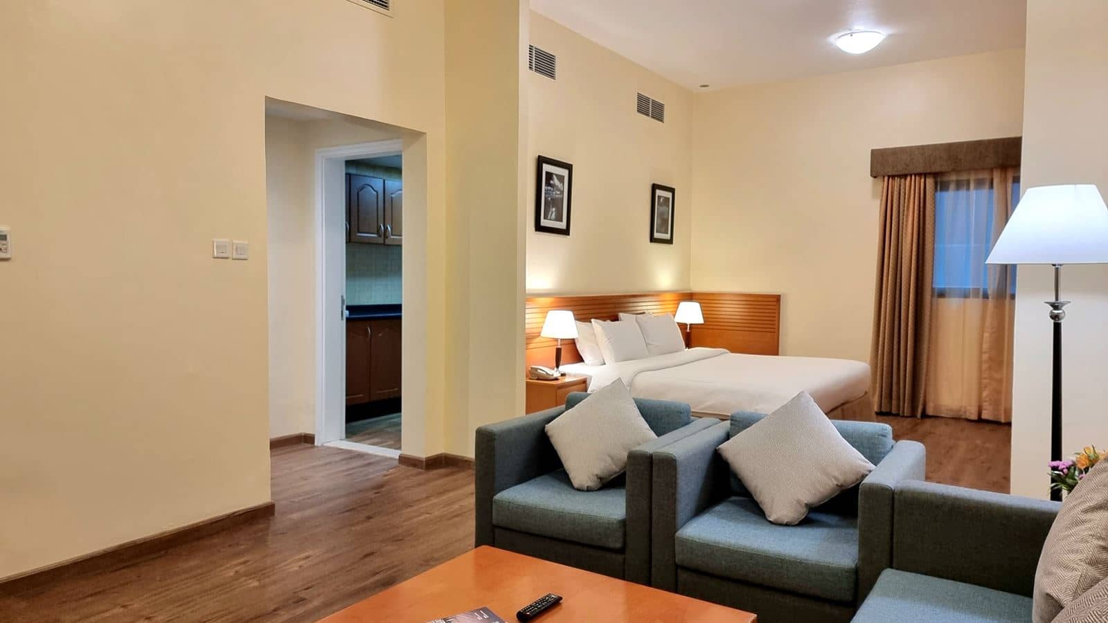 rooms-studio-room