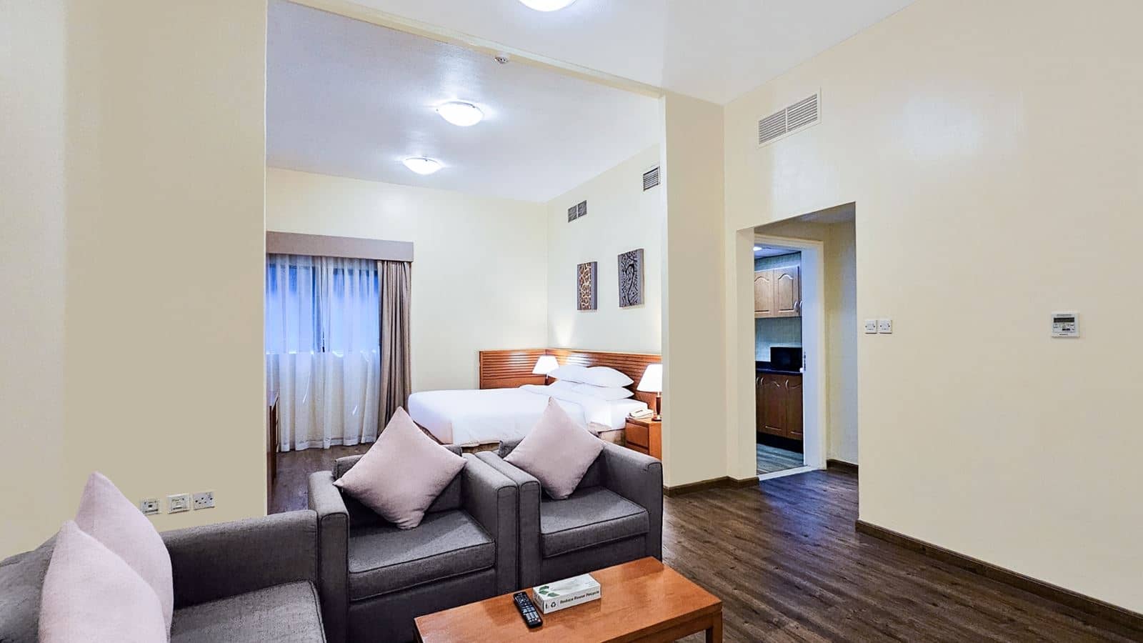 rooms-studio-room