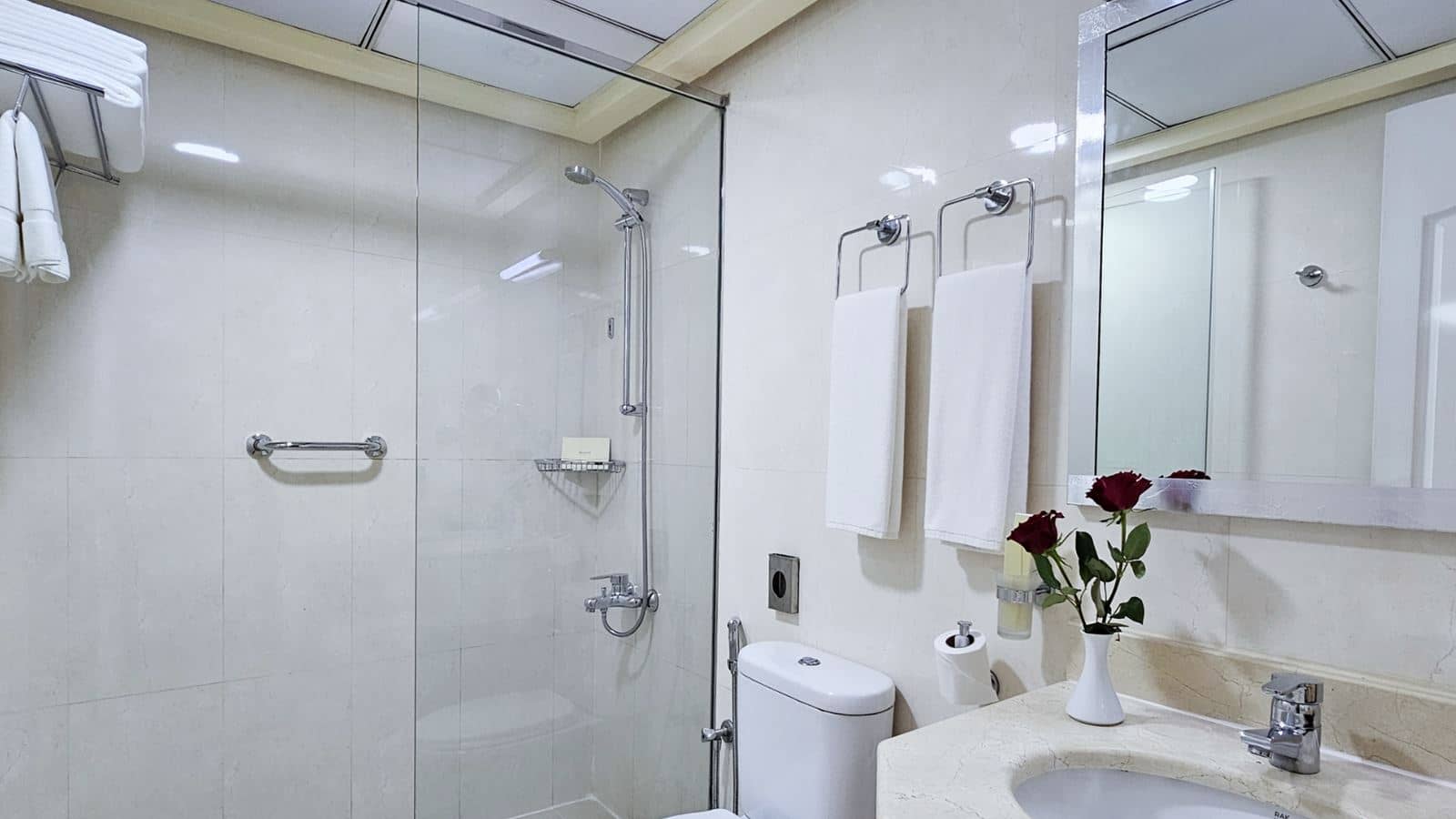 rooms-one-bedroom-suite