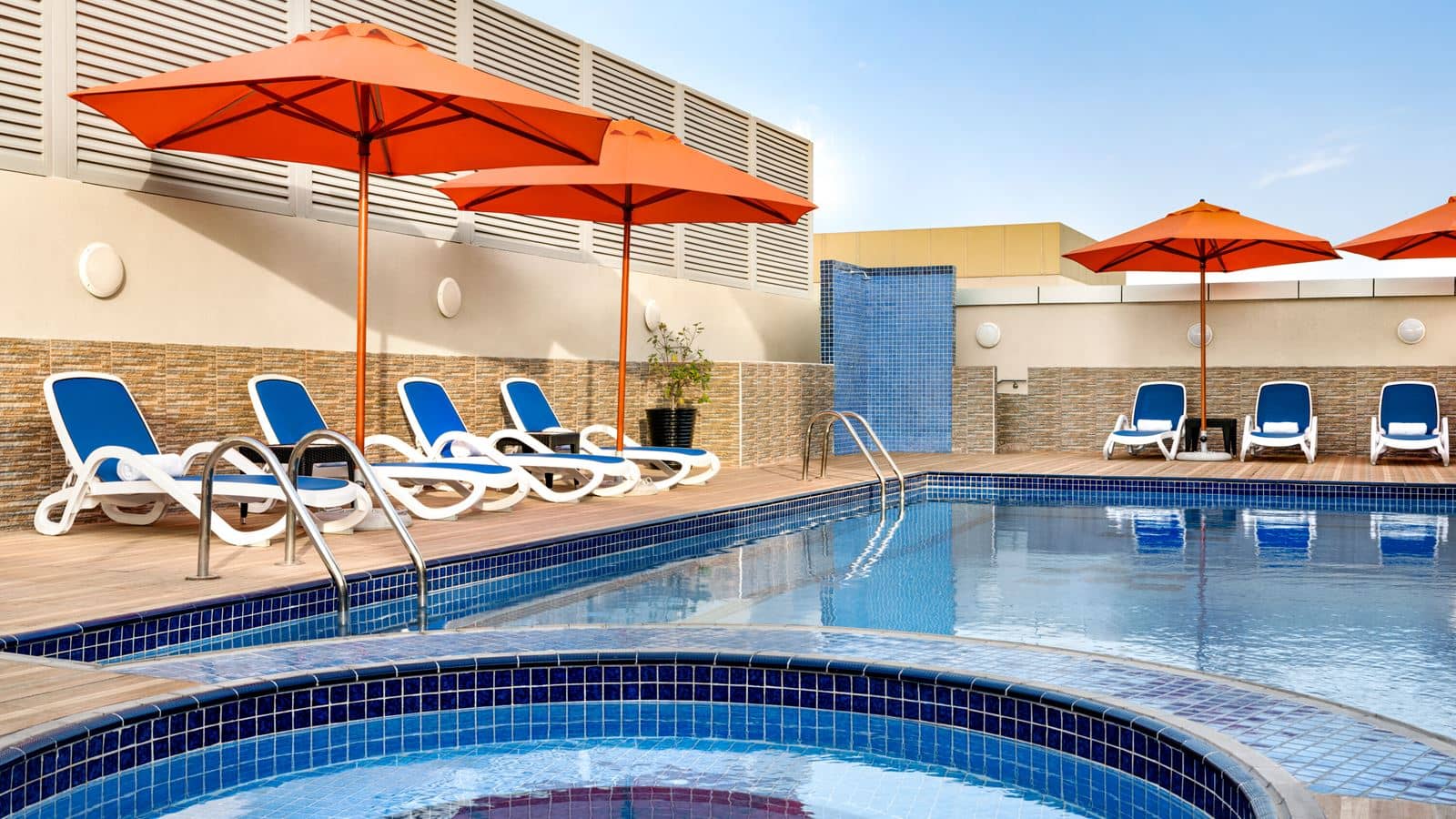 pools-outdoor-pool