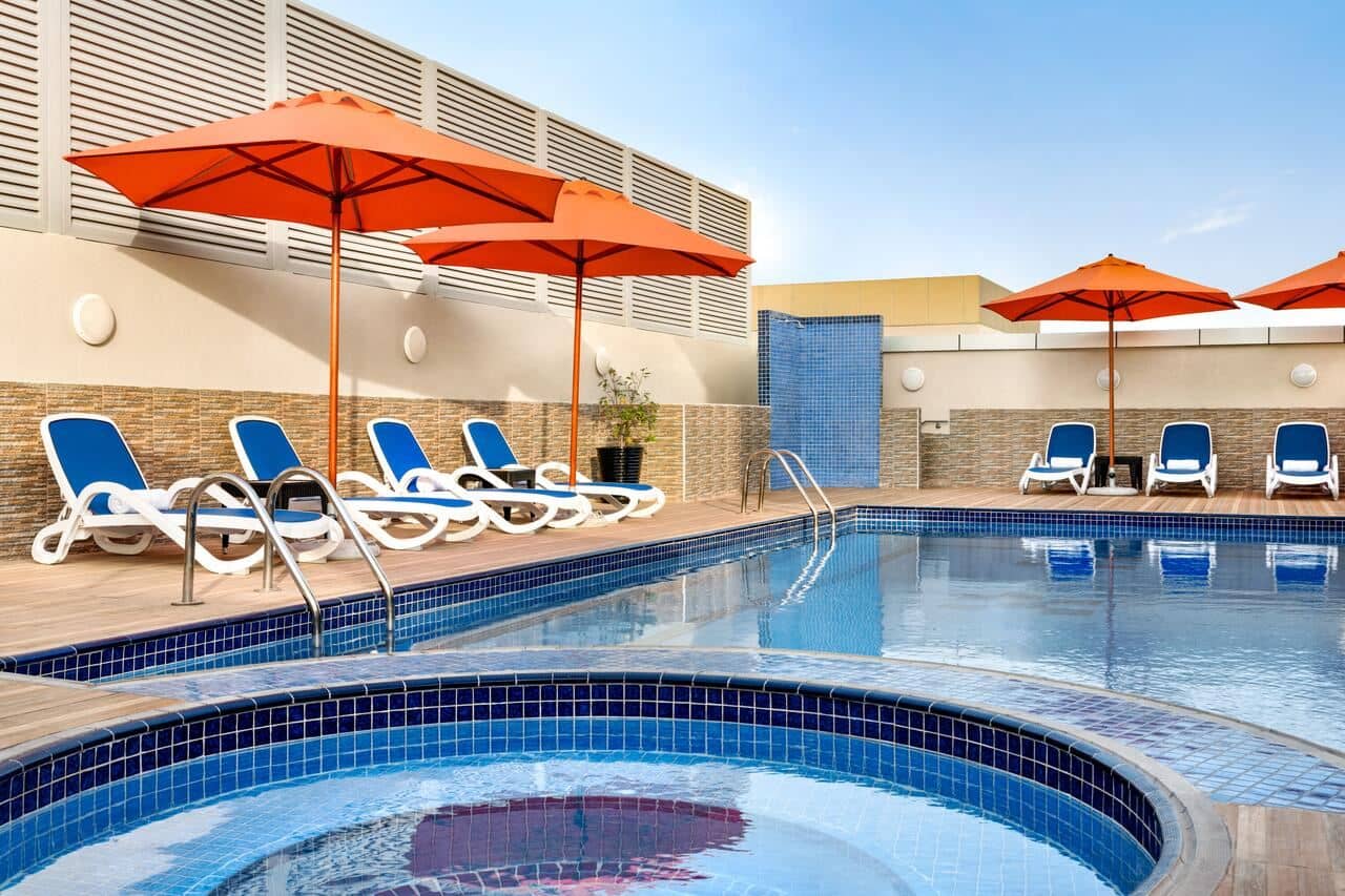 pools-outdoor-pool
