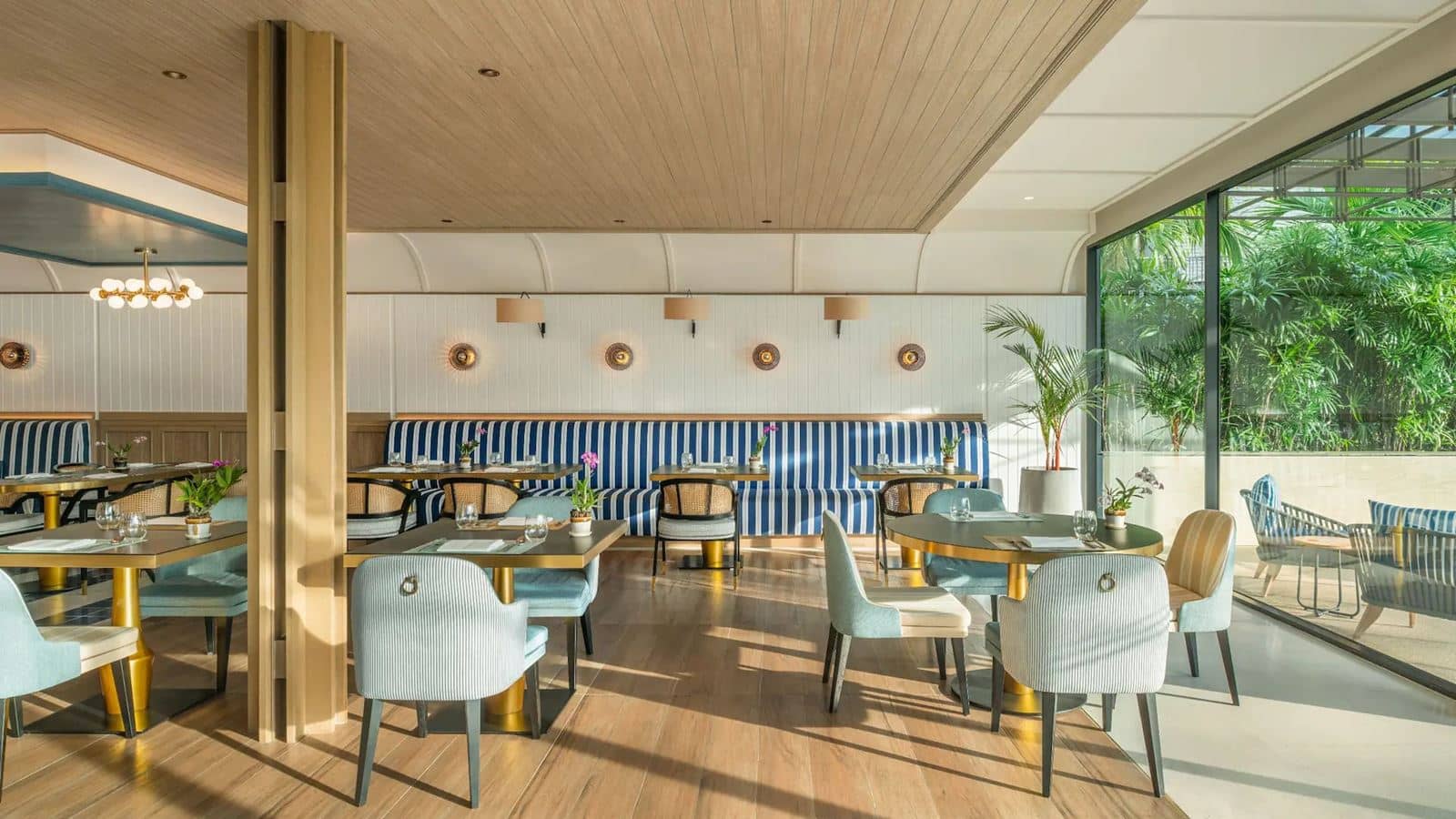 restaurants-the-pool-house-kitchen