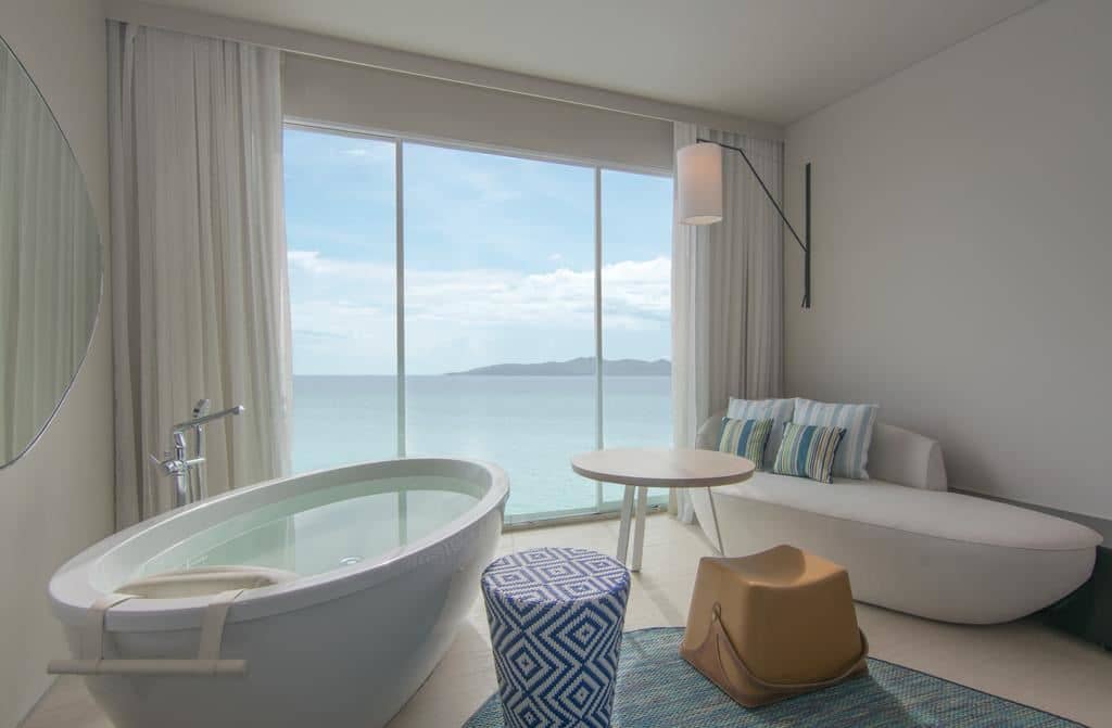 rooms-ocean-front-child-sharing-bed
