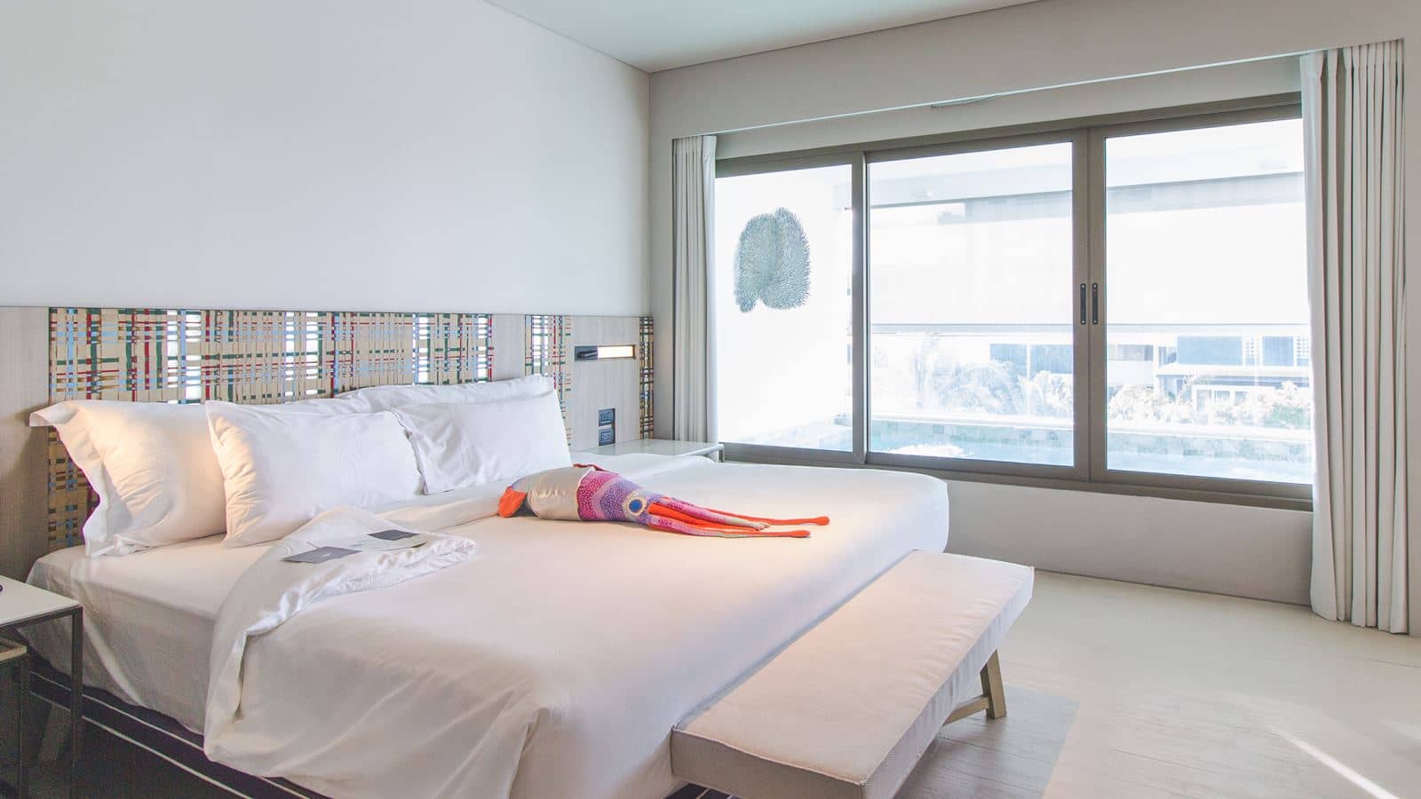 rooms-family-pool-suite