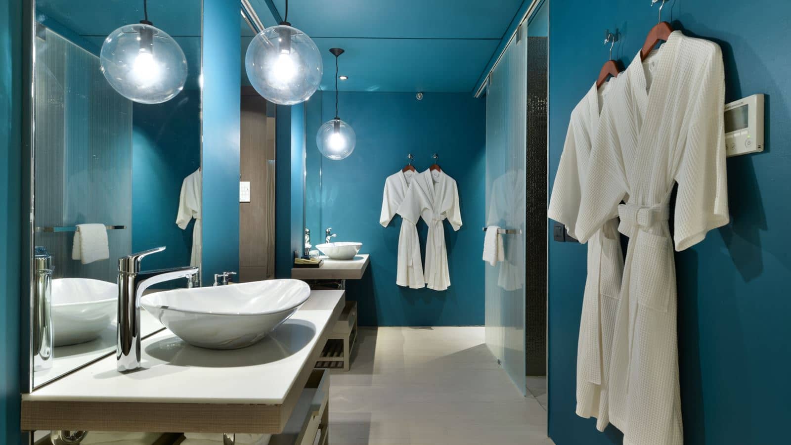 rooms-family-pool-suite