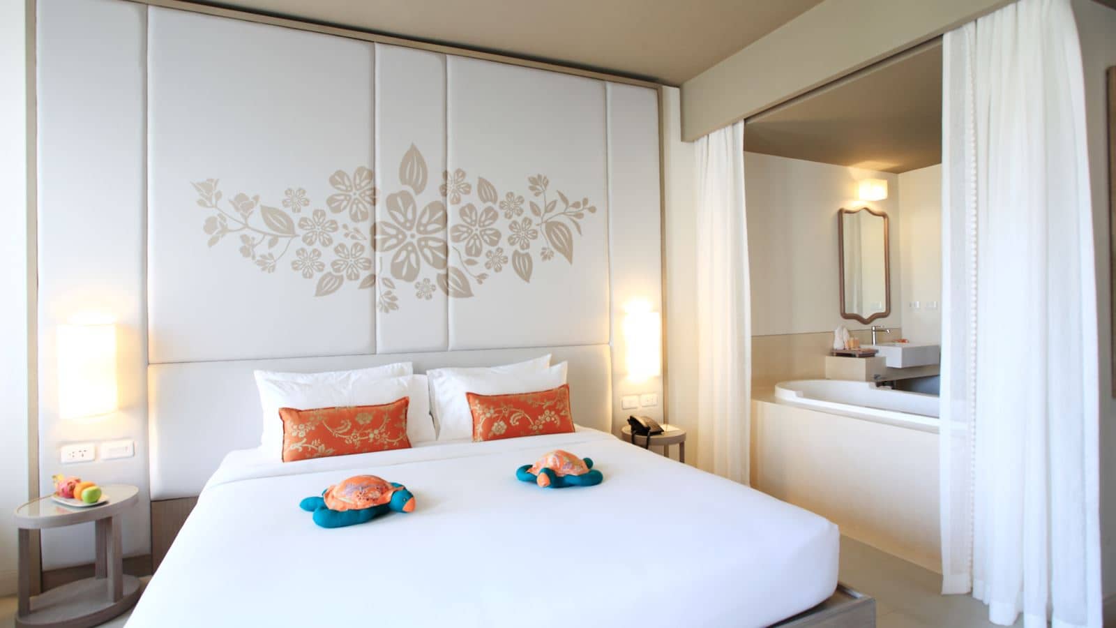 rooms-superior-pool-view