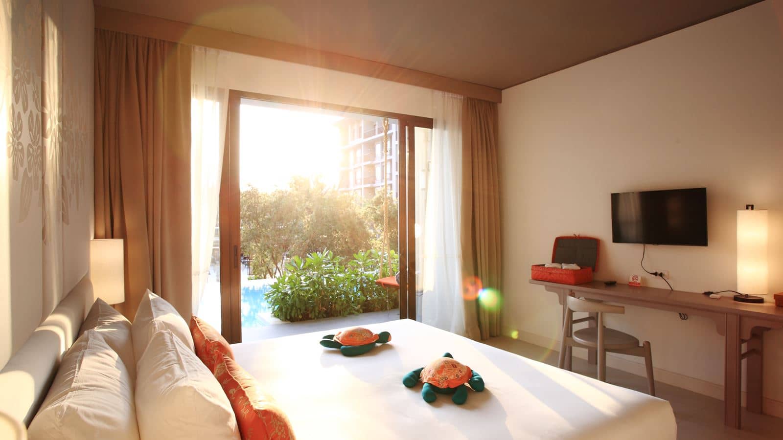 rooms-superior-pool-access
