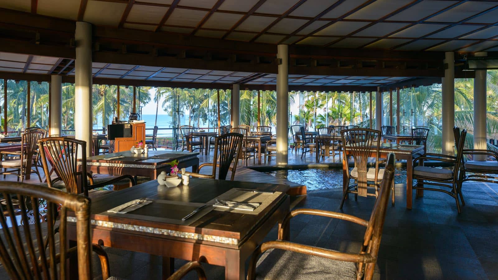 restaurants-sundial-restaurant