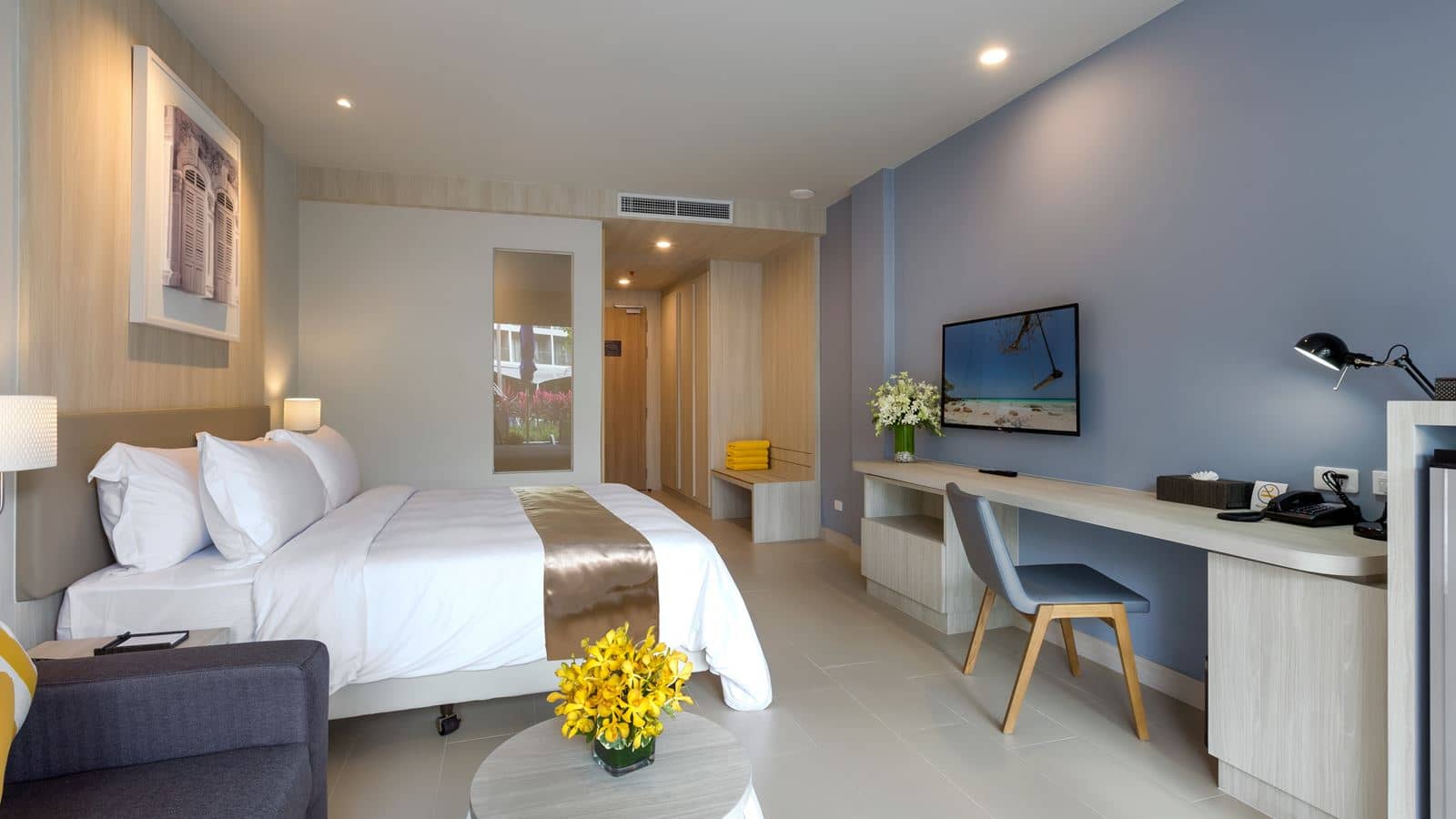 rooms-deluxe-pool-access-beach-wing